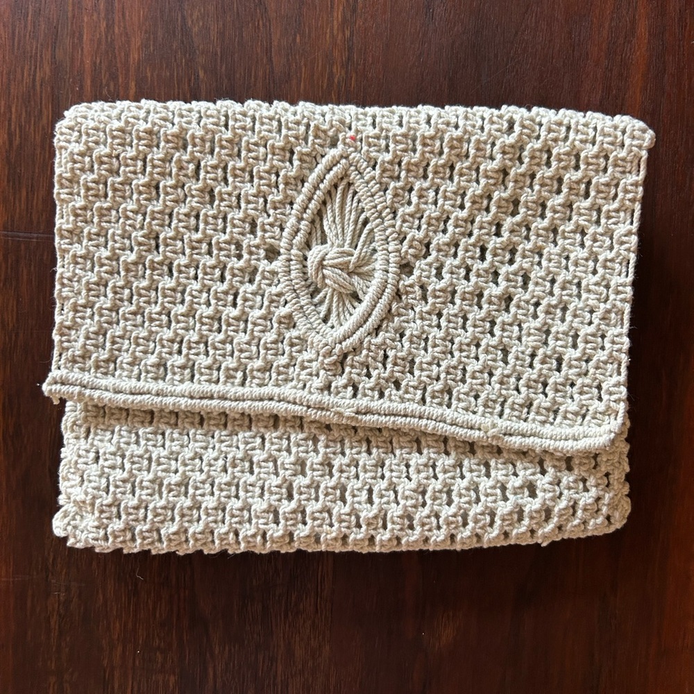 Vintage Mr. Ernest clutch handbag.
